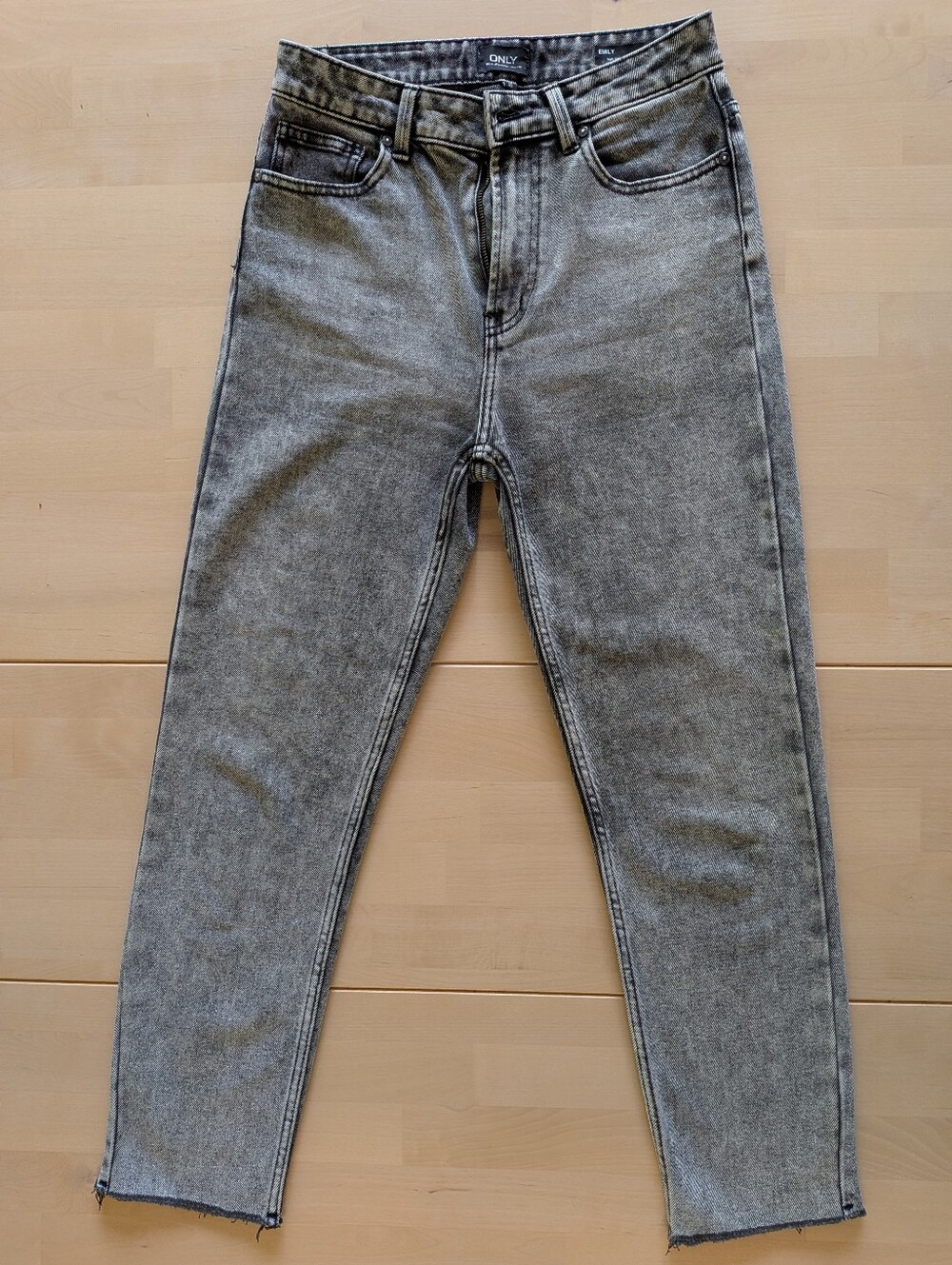 Only "Emily" Jeans High Waist Straight Raw Ankle Black Acid Size 28